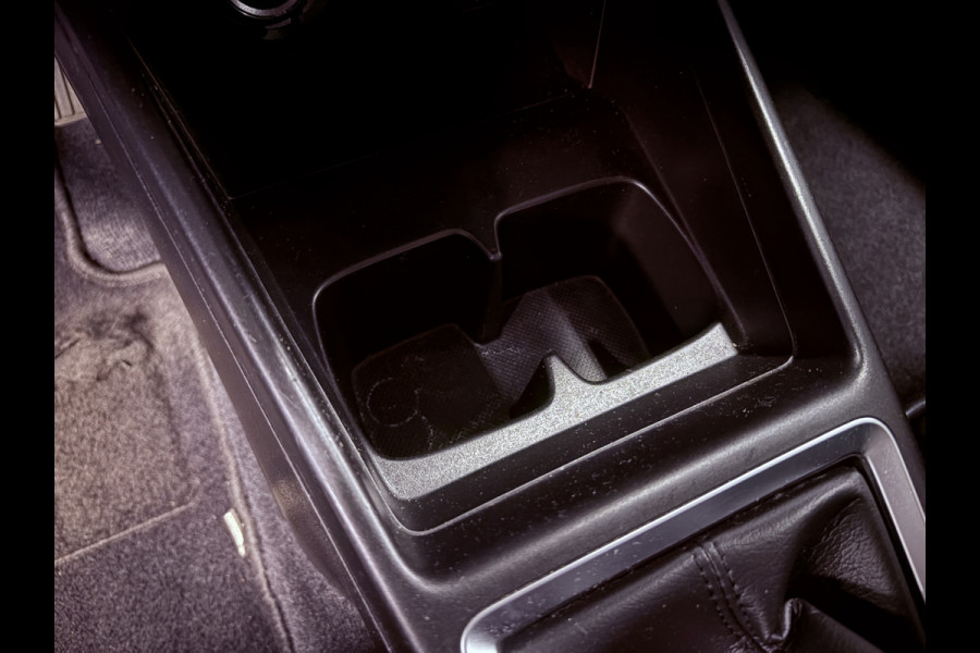 Suzuki Swift 1.2 90pk Select 5-drs. CAMERA/CARPLAY/AIRCO/LED/STOELVERW./16INCH