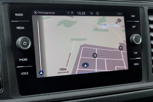 Volkswagen Crafter 50 2.0 TDI 177pk Bakwagen met 1000kg laadklep en zijdeur L445/H233 06-2022