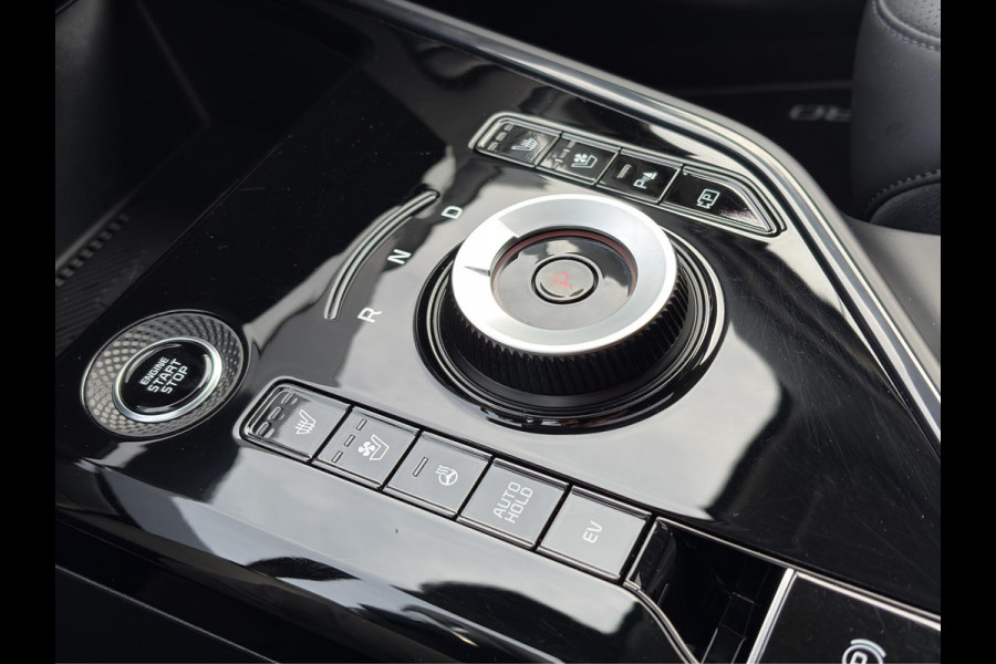 Kia Niro 1.6 GDi Hybrid ExecutiveLine Automaat | Elektrische Geheugenstoelen | Leder | Camera | Cruise | Sensoren | Stoelverwaming & Verkoeling | Apple Carplay & Android Auto |