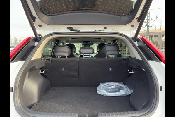 Kia Niro 1.6 GDi Hybrid ExecutiveLine Automaat | Elektrische Geheugenstoelen | Leder | Camera | Cruise | Sensoren | Stoelverwaming & Verkoeling | Apple Carplay & Android Auto |