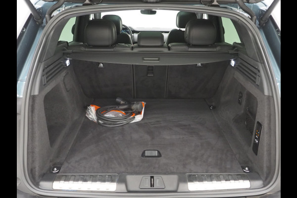 Land Rover Range Rover Sport 3.0 P460e Dynamic SE PHEV | Panoramadak | Softclose | Meridian | Trekhaak | 360 | Keyless | Carplay
