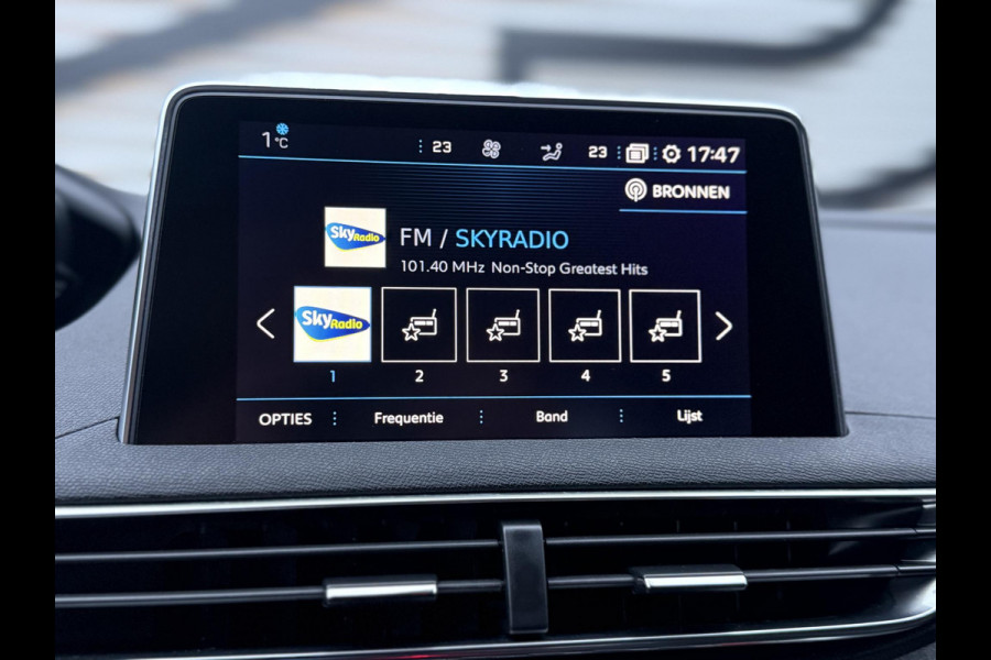 Peugeot 3008 1.2 PureTech Allure 2e Eigenaar|Navi|Camera|Carplay|Clima|Cruise|D-riem v.v. in 2025|APK bij Aflevering