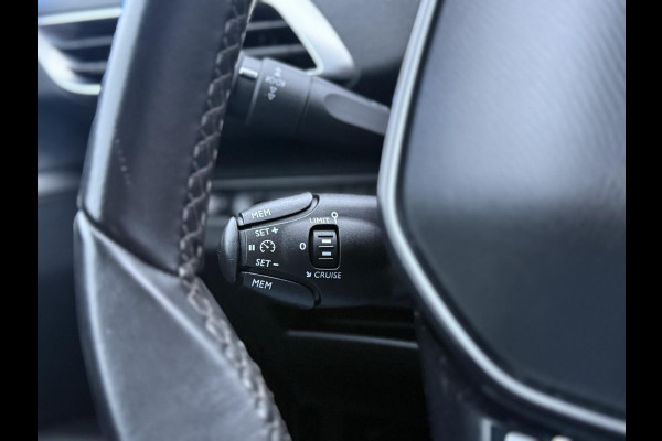 Peugeot 3008 1.2 PureTech Allure 2e Eigenaar|Navi|Camera|Carplay|Clima|Cruise|D-riem v.v. in 2025|APK bij Aflevering