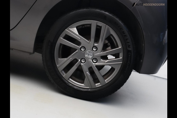 Peugeot 208 1.2 PureTech Active Pack Sport (LED,CLIMATE,PARKEERSENSOREN,APPLE CARPLAY,LM-VELGEN,CRUISE,SPORTSTOELEN,NIEUWE APK)