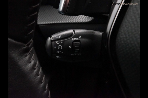 Peugeot 208 1.2 PureTech Active Pack Sport (LED,CLIMATE,PARKEERSENSOREN,APPLE CARPLAY,LM-VELGEN,CRUISE,SPORTSTOELEN,NIEUWE APK)