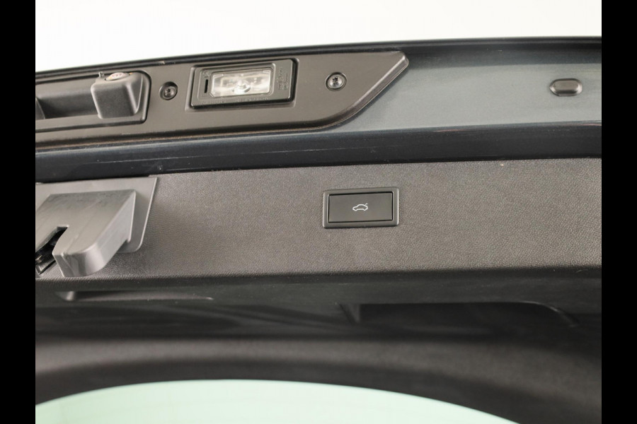 CUPRA Formentor 1.4 TSI e-Hybrid VZ Performance Limited 245 pk Automaat (DSG) | Verlengde garantie | Navigatie | Panoramadak | Parkeersensoren (Park assist) | Achteruitrijcamera | Stoelverwarming |