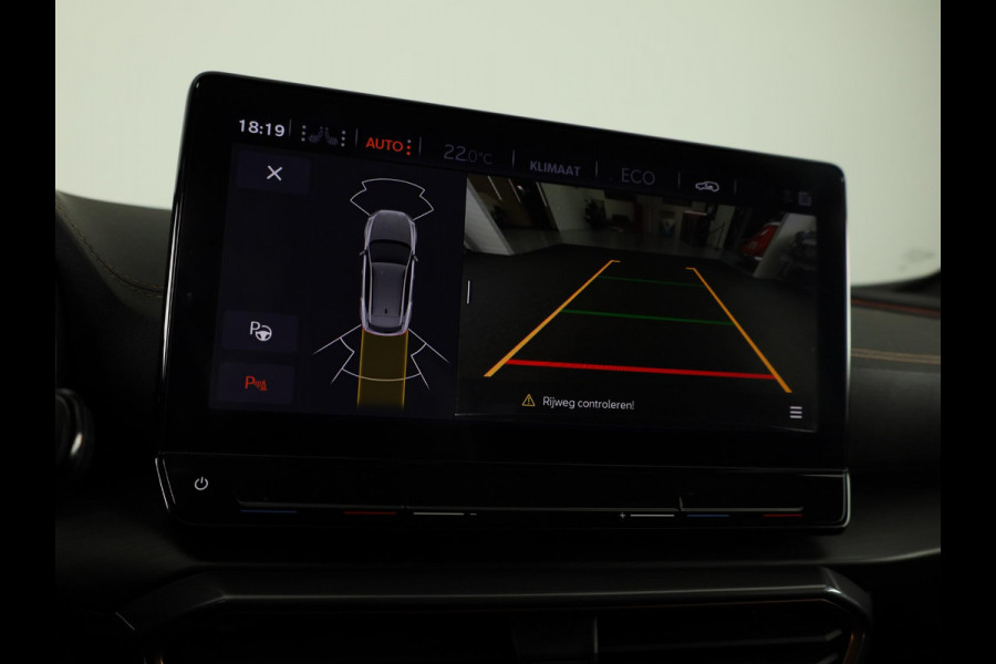 CUPRA Formentor 1.4 TSI e-Hybrid VZ Performance Limited 245 pk Automaat (DSG) | Verlengde garantie | Navigatie | Panoramadak | Parkeersensoren (Park assist) | Achteruitrijcamera | Stoelverwarming |