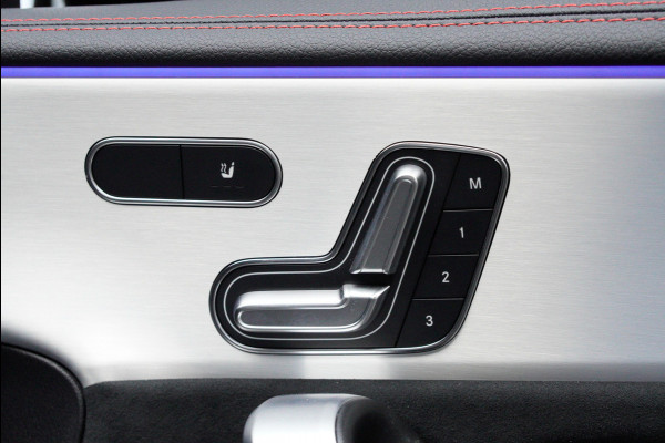 Mercedes-Benz CLA-Klasse 180 AMG Line HUD Panodak Navi Leer Camera Memory Stoelverwarming Stuurverwarming PTS Ambient LM velgen