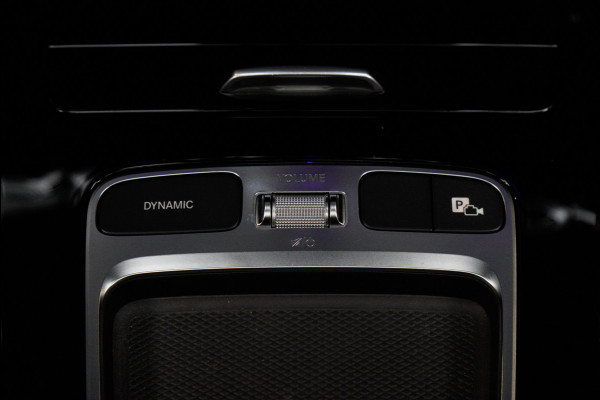 Mercedes-Benz CLA-Klasse 180 AMG Line HUD Panodak Navi Leer Camera Memory Stoelverwarming Stuurverwarming PTS Ambient LM velgen