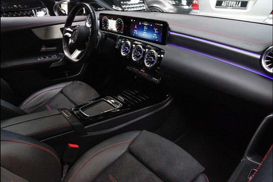 Mercedes-Benz CLA-Klasse 180 AMG Line HUD Panodak Navi Leer Camera Memory Stoelverwarming Stuurverwarming PTS Ambient LM velgen