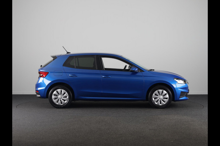 Škoda Fabia 1.0 TSI Ambition 95 pk | Verlengde garantie | Navigatie via App | Parkeersensoren achter | Cruise control | LED koplampen |