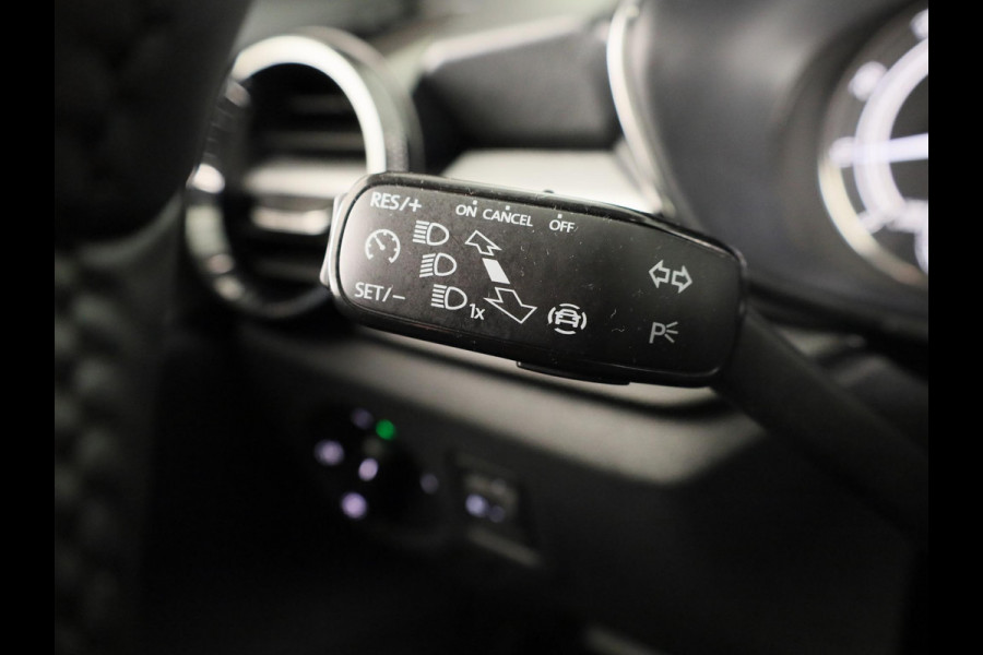 Škoda Fabia 1.0 TSI Ambition 95 pk | Verlengde garantie | Navigatie via App | Parkeersensoren achter | Cruise control | LED koplampen |