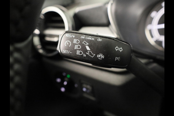 Škoda Fabia 1.0 TSI Ambition 95 pk | Verlengde garantie | Navigatie via App | Parkeersensoren achter | Cruise control | LED koplampen |