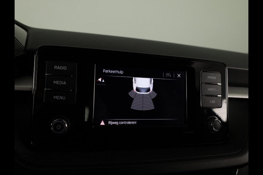 Škoda Fabia 1.0 TSI Ambition 95 pk | Verlengde garantie | Navigatie via App | Parkeersensoren achter | Cruise control | LED koplampen |