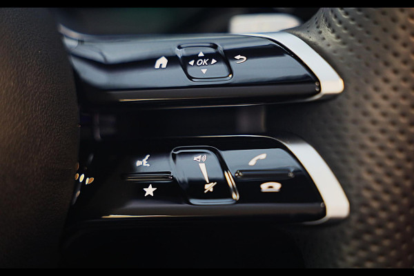 Mercedes-Benz CLE Cabriolet 300 4MATIC AMG Line / Massage / Head Up / Memory / Aircap / Leder / Verkoeling / Burmester / 19 Inch