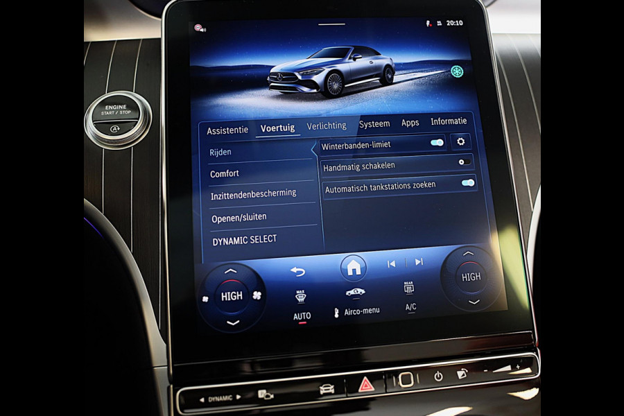 Mercedes-Benz CLE Cabriolet 300 4MATIC AMG Line / Massage / Head Up / Memory / Aircap / Leder / Verkoeling / Burmester / 19 Inch