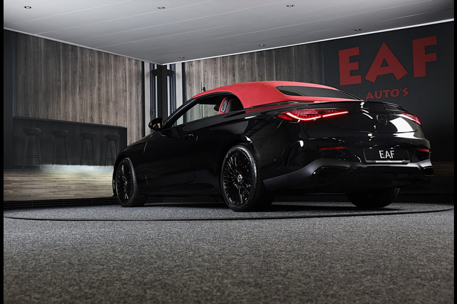 Mercedes-Benz CLE Cabriolet 300 4MATIC AMG Line / Massage / Head Up / Memory / Aircap / Leder / Verkoeling / Burmester / 19 Inch