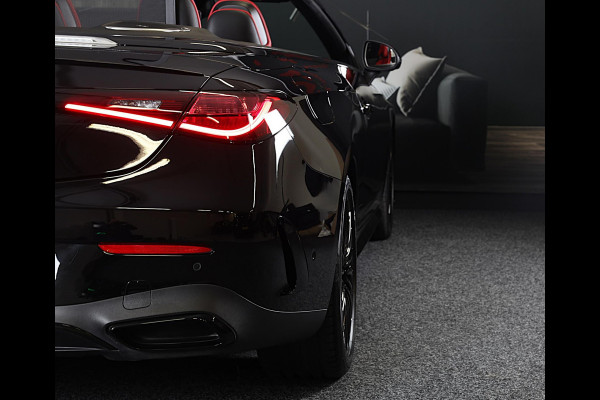 Mercedes-Benz CLE Cabriolet 300 4MATIC AMG Line / Massage / Head Up / Memory / Aircap / Leder / Verkoeling / Burmester / 19 Inch