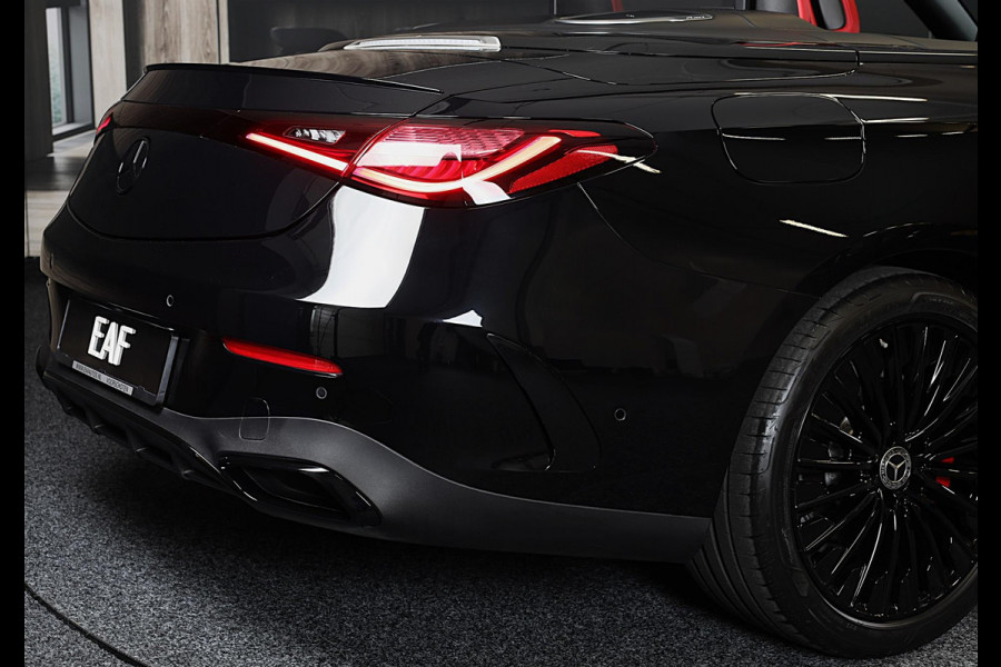 Mercedes-Benz CLE Cabriolet 300 4MATIC AMG Line / Massage / Head Up / Memory / Aircap / Leder / Verkoeling / Burmester / 19 Inch