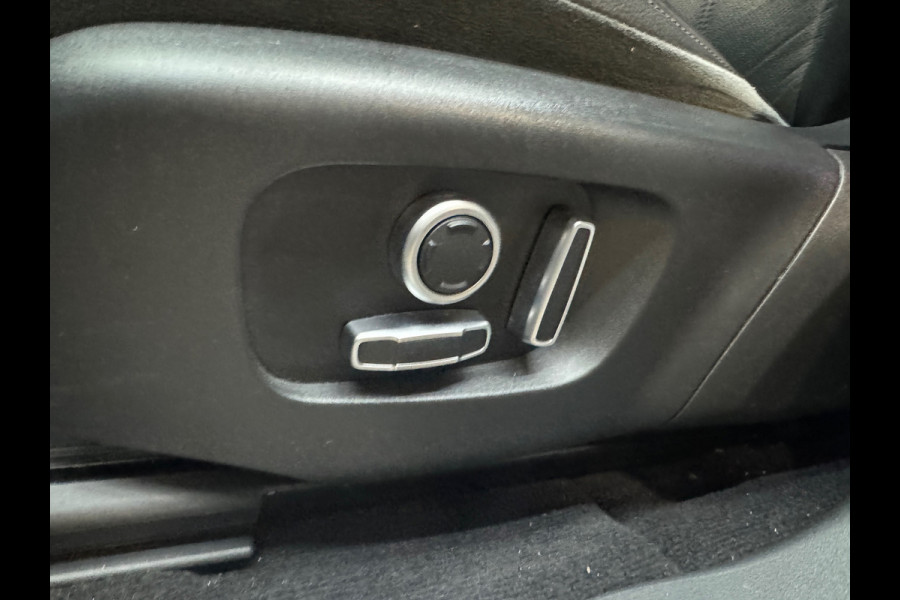 Land Rover Range Rover Evoque 1.5 P300e AWD R-Dynamic SE ACC