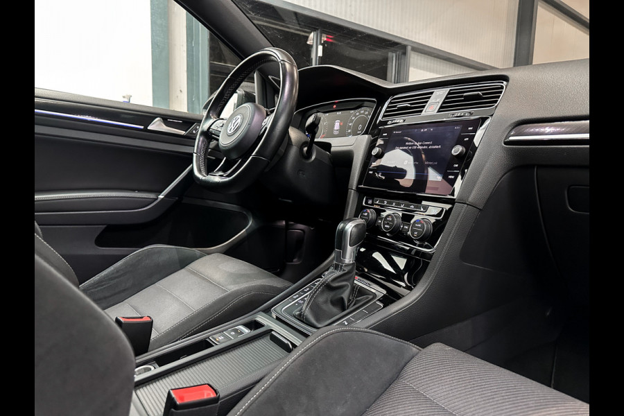 Volkswagen Golf 2.0 TSI 4Motion R Dynaudio|Keyless|Pano|Camera|Maxton