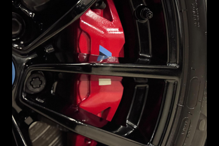 BMW 3 Serie Touring 330e M-SPORT | CARBON | LASERLIGHT | VEEL OPTIES!