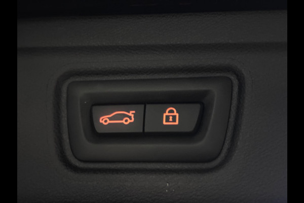 BMW 3 Serie Touring 330e M-SPORT | CARBON | LASERLIGHT | VEEL OPTIES!