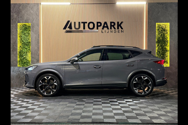 CUPRA Formentor 1.4 e-Hybrid VZ |PANORAMADAK|360CAM|MEMORYSEATS|KEYLESS|CARPLAY|DEALER ONDERHOUDEN|SFEERVERLICHTING|APK|BOMVOL!