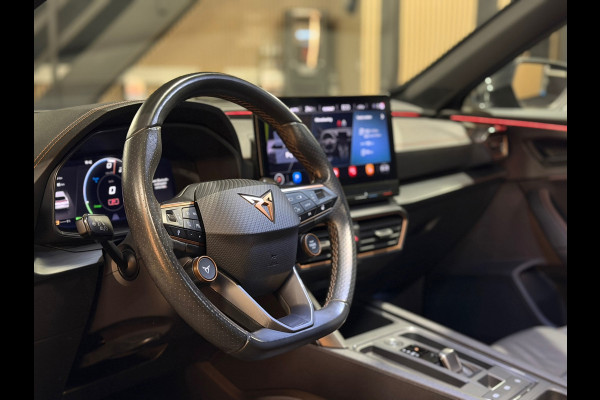 CUPRA Formentor 1.4 e-Hybrid VZ |PANORAMADAK|360CAM|MEMORYSEATS|KEYLESS|CARPLAY|DEALER ONDERHOUDEN|SFEERVERLICHTING|APK|BOMVOL!