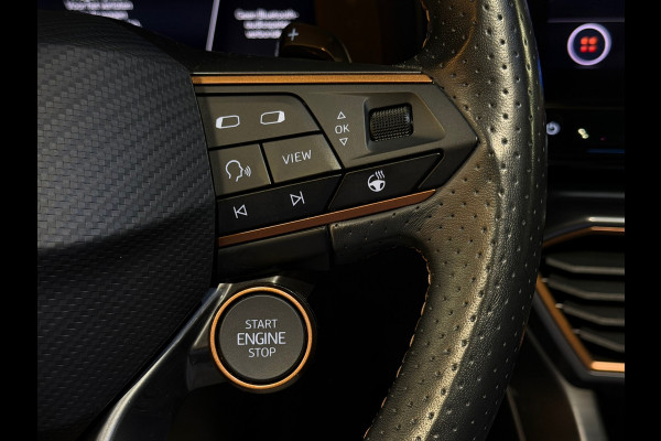 CUPRA Formentor 1.4 e-Hybrid VZ |PANORAMADAK|360CAM|MEMORYSEATS|KEYLESS|CARPLAY|DEALER ONDERHOUDEN|SFEERVERLICHTING|APK|BOMVOL!