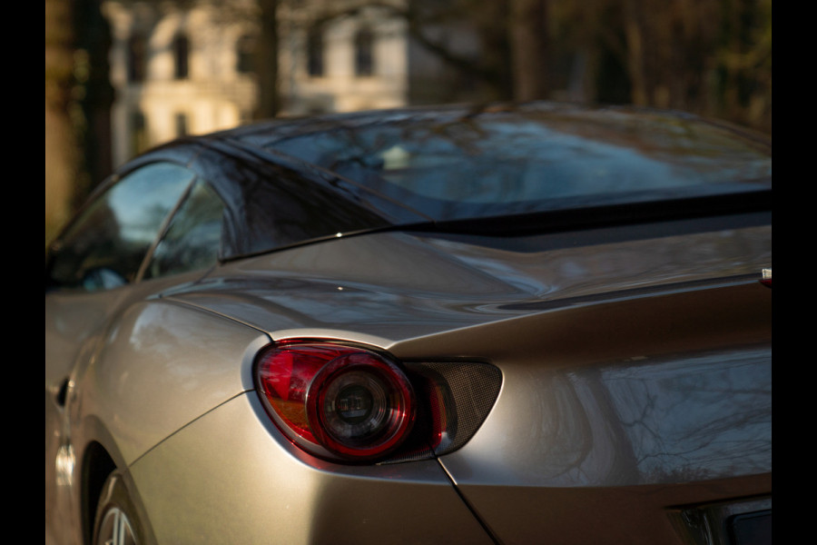 Ferrari Portofino 3.9 V8 HELE | Historical color | JBL | Camera v+a | Carbon exterieur | Orig. NL | CarPlay