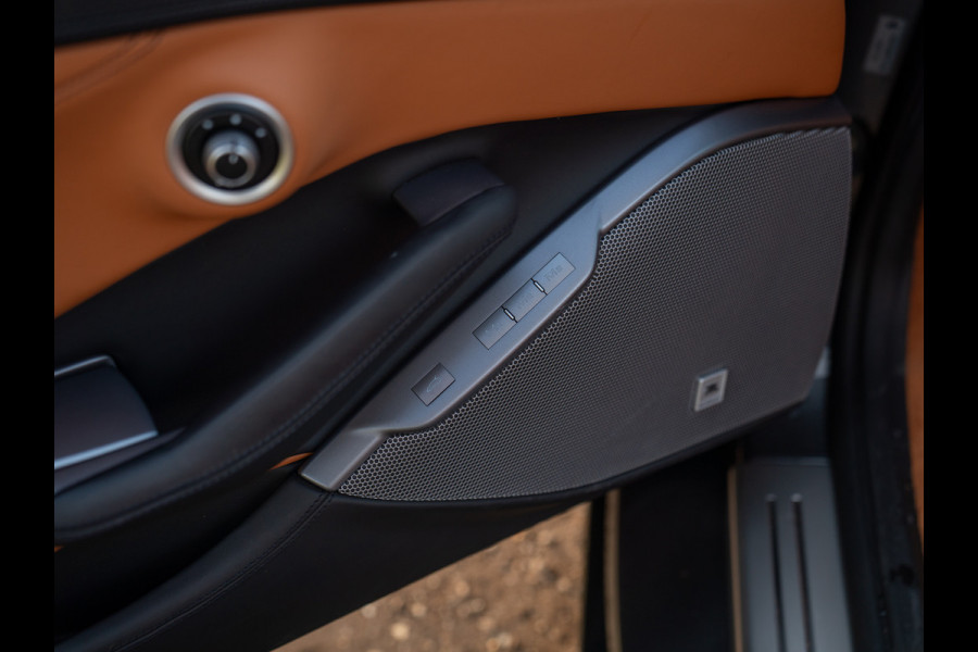 Ferrari Portofino 3.9 V8 HELE | Historical color | JBL | Camera v+a | Carbon exterieur | Orig. NL | CarPlay