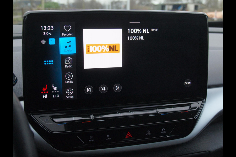 Volkswagen ID.4 First Max 77 kWh | Panoramadak | 360 Camera | Apple Carplay | Sfeerverlichting |