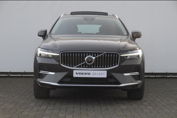 Volvo XC60 T6 350PK Automaat Plug-in hybrid AWD Ultra Bright Head-up display/ Harman Kardon audio/ BLIS/ Elektrischbedienbare stoelen met geheugen/ Moritz Leder/ Panoramadak/ Adaptive cruise control/ Pilot assist/ Apple Carplay/ Android auto/