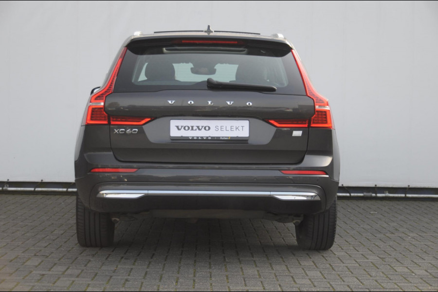 Volvo XC60 T6 350PK Automaat Plug-in hybrid AWD Ultra Bright Head-up display/ Harman Kardon audio/ BLIS/ Elektrischbedienbare stoelen met geheugen/ Moritz Leder/ Panoramadak/ Adaptive cruise control/ Pilot assist/ Apple Carplay/ Android auto/