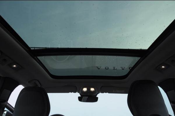Volvo XC60 T6 350PK Automaat Plug-in hybrid AWD Ultra Bright Head-up display/ Harman Kardon audio/ BLIS/ Elektrischbedienbare stoelen met geheugen/ Moritz Leder/ Panoramadak/ Adaptive cruise control/ Pilot assist/ Apple Carplay/ Android auto/