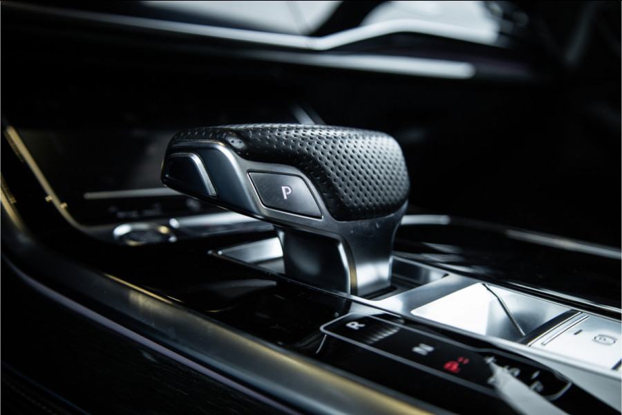 Audi Q8 50 TDI quattro Pro Line S - Panorama | Luchtvering | Elek. trekhaak | ACC