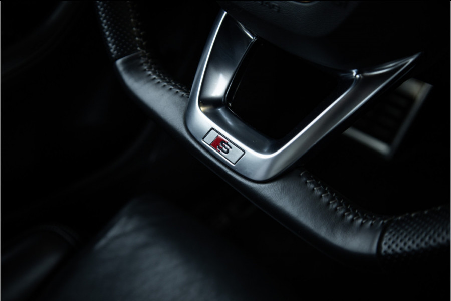 Audi Q8 50 TDI quattro Pro Line S - Panorama | Luchtvering | Elek. trekhaak | ACC