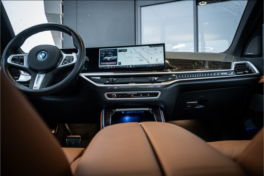 BMW X5 xDrive50e - Panorama | Luchtvering | H&K | Elek. Trekhaak | Memory