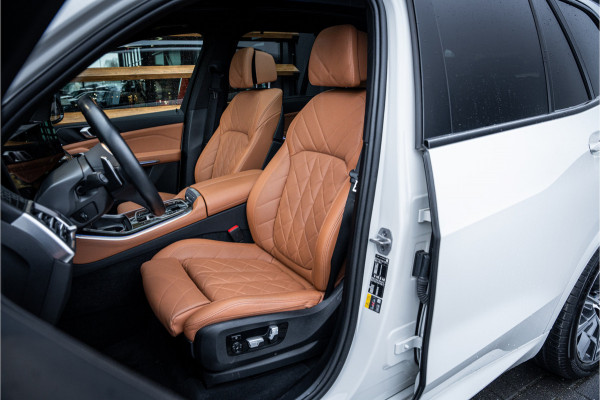 BMW X5 xDrive50e - Panorama | Luchtvering | H&K | Elek. Trekhaak | Memory