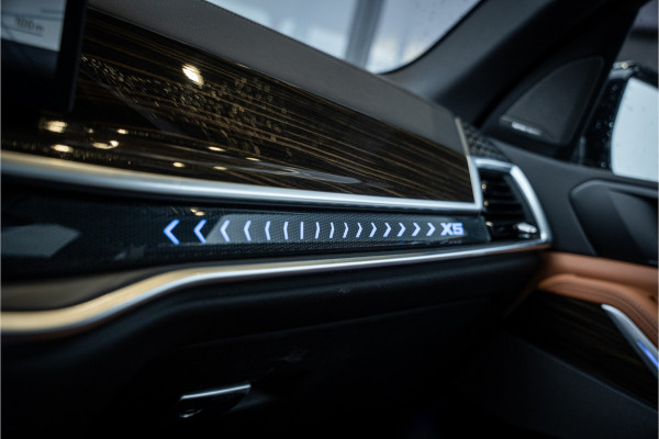 BMW X5 xDrive50e - Panorama | Luchtvering | H&K | Elek. Trekhaak | Memory