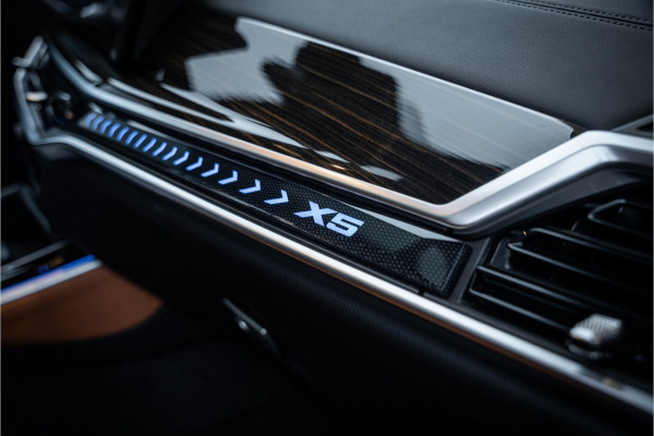BMW X5 xDrive50e - Panorama | Luchtvering | H&K | Elek. Trekhaak | Memory
