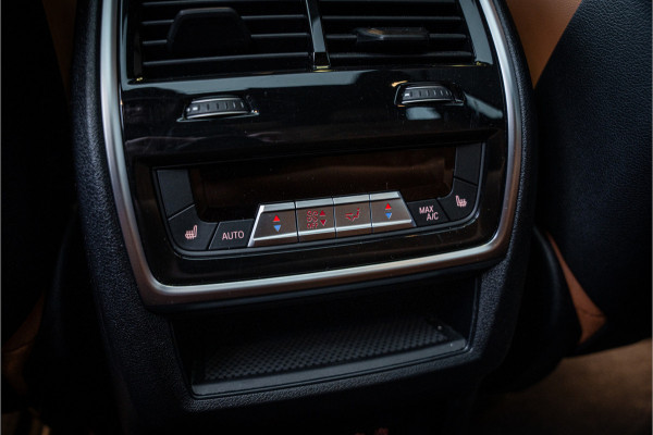 BMW X5 xDrive50e - Panorama | Luchtvering | H&K | Elek. Trekhaak | Memory