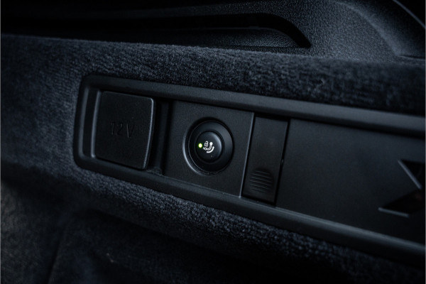 BMW X5 xDrive50e - Panorama | Luchtvering | H&K | Elek. Trekhaak | Memory