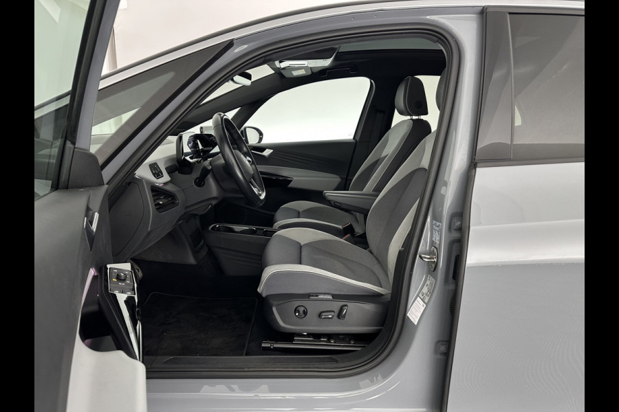 Volkswagen ID.3 First Max 58 kWh [ 3-Fase ] {SOH-92%} (INCL.BTW) *PANO | HEAD-UP | ADAPTIVE-CRUISE | FULL-LED | BLIND-SPOT | CAMERA | KEYLESS | MICROFIBRE | AMBIENT-LIGHT | NAVI-FULLMAP | DAB+ | ECC | HEATED-SPORTSEATS | DIGI-COCKPIT | 20"ALU*