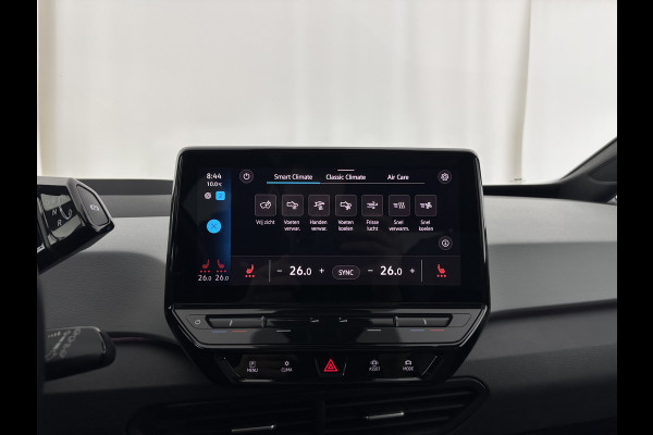 Volkswagen ID.3 First Max 58 kWh [ 3-Fase ] {SOH-92%} (INCL.BTW) *PANO | HEAD-UP | ADAPTIVE-CRUISE | FULL-LED | BLIND-SPOT | CAMERA | KEYLESS | MICROFIBRE | AMBIENT-LIGHT | NAVI-FULLMAP | DAB+ | ECC | HEATED-SPORTSEATS | DIGI-COCKPIT | 20"ALU*