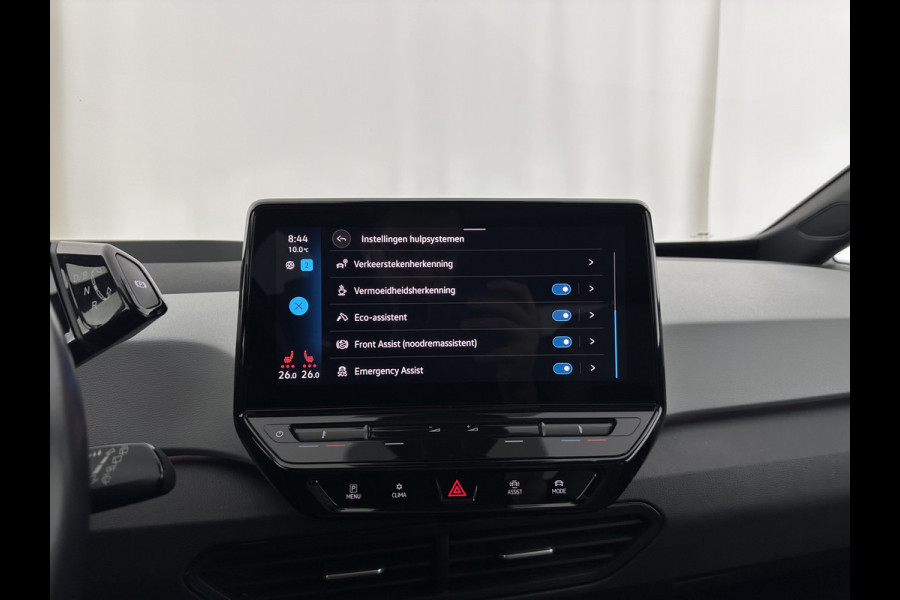 Volkswagen ID.3 First Max 58 kWh [ 3-Fase ] {SOH-92%} (INCL.BTW) *PANO | HEAD-UP | ADAPTIVE-CRUISE | FULL-LED | BLIND-SPOT | CAMERA | KEYLESS | MICROFIBRE | AMBIENT-LIGHT | NAVI-FULLMAP | DAB+ | ECC | HEATED-SPORTSEATS | DIGI-COCKPIT | 20"ALU*