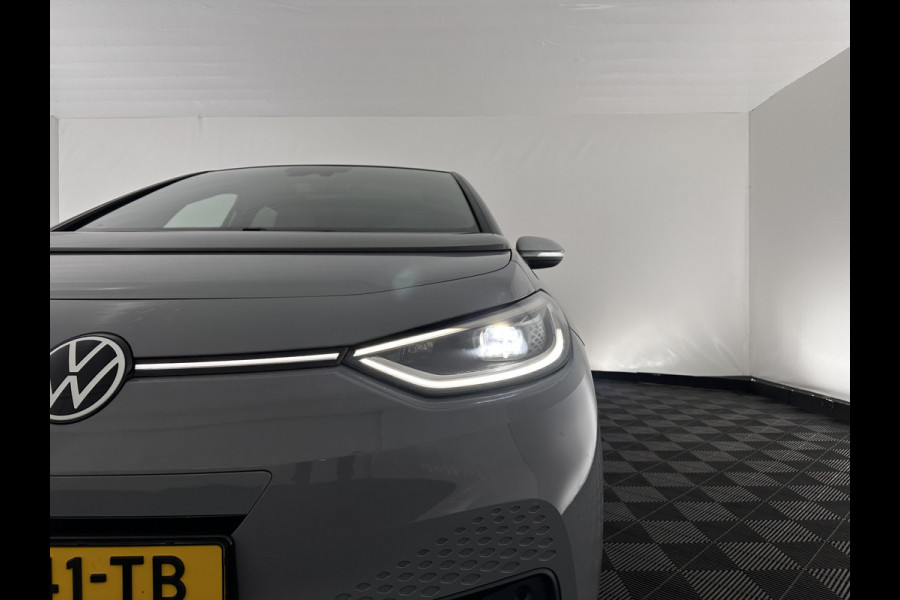 Volkswagen ID.3 First Max 58 kWh [ 3-Fase ] {SOH-92%} (INCL.BTW) *PANO | HEAD-UP | ADAPTIVE-CRUISE | FULL-LED | BLIND-SPOT | CAMERA | KEYLESS | MICROFIBRE | AMBIENT-LIGHT | NAVI-FULLMAP | DAB+ | ECC | HEATED-SPORTSEATS | DIGI-COCKPIT | 20"ALU*