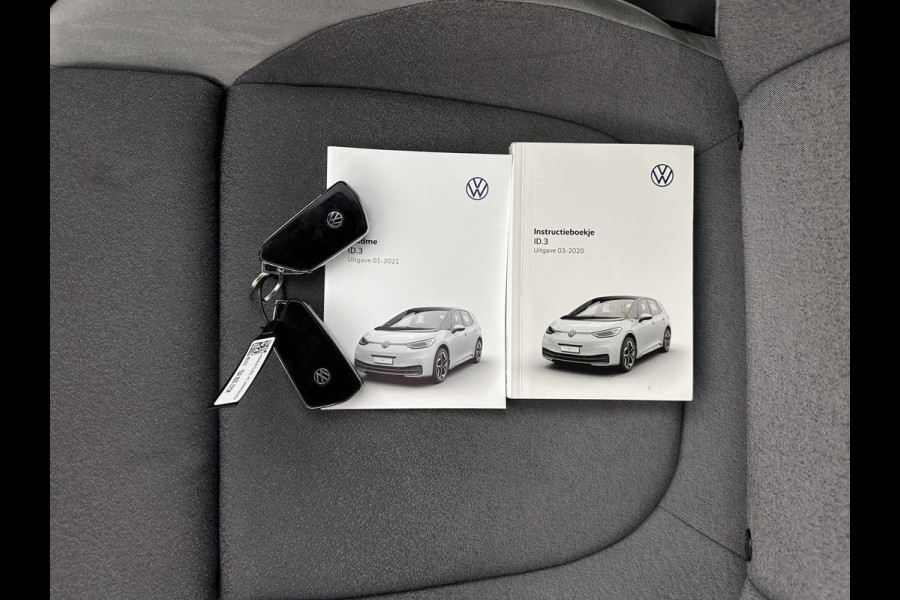 Volkswagen ID.3 First Max 58 kWh [ 3-Fase ] {SOH-92%} (INCL.BTW) *PANO | HEAD-UP | ADAPTIVE-CRUISE | FULL-LED | BLIND-SPOT | CAMERA | KEYLESS | MICROFIBRE | AMBIENT-LIGHT | NAVI-FULLMAP | DAB+ | ECC | HEATED-SPORTSEATS | DIGI-COCKPIT | 20"ALU*