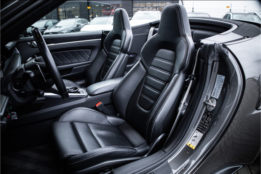 Porsche 911 Cabrio 3.8 Turbo S - Sport Chrono + | Burmester | Stoelkoeling | Lift
